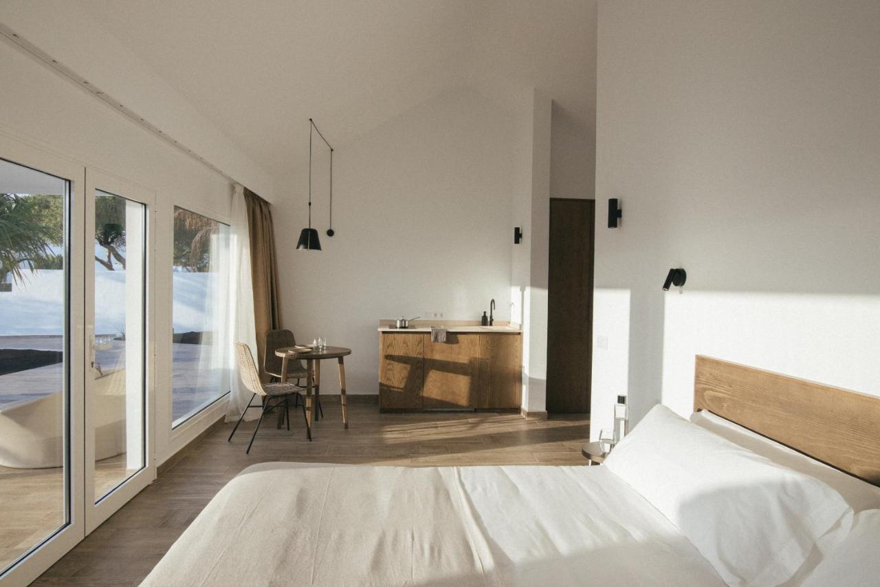Alava Suites Costa Teguise Eksteriør billede